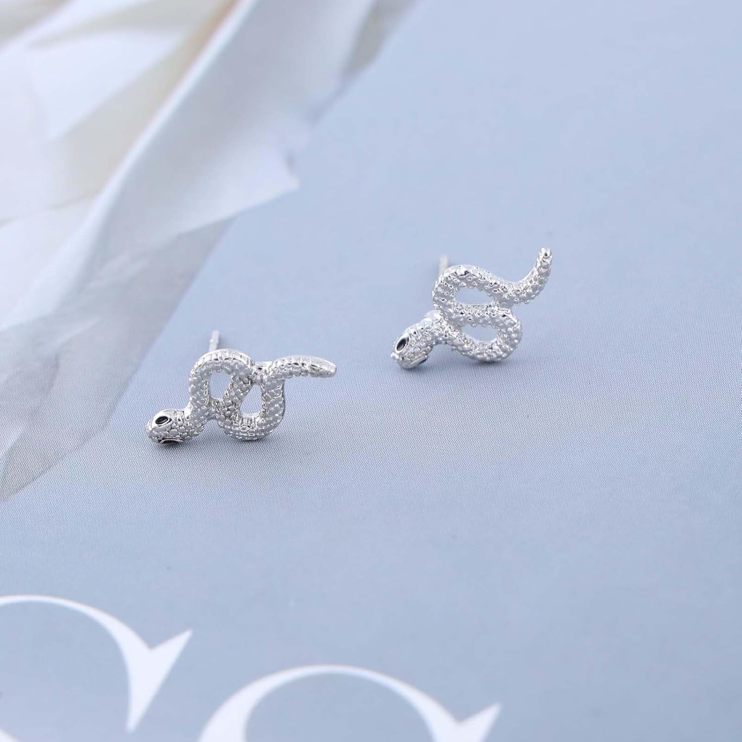 Punk Snake Earrings Silver Snake Stud Earrings Minimalist Snake Serpent Earrings Gothic Halloween Animal Earrings Jewelry for Women - Image 6
