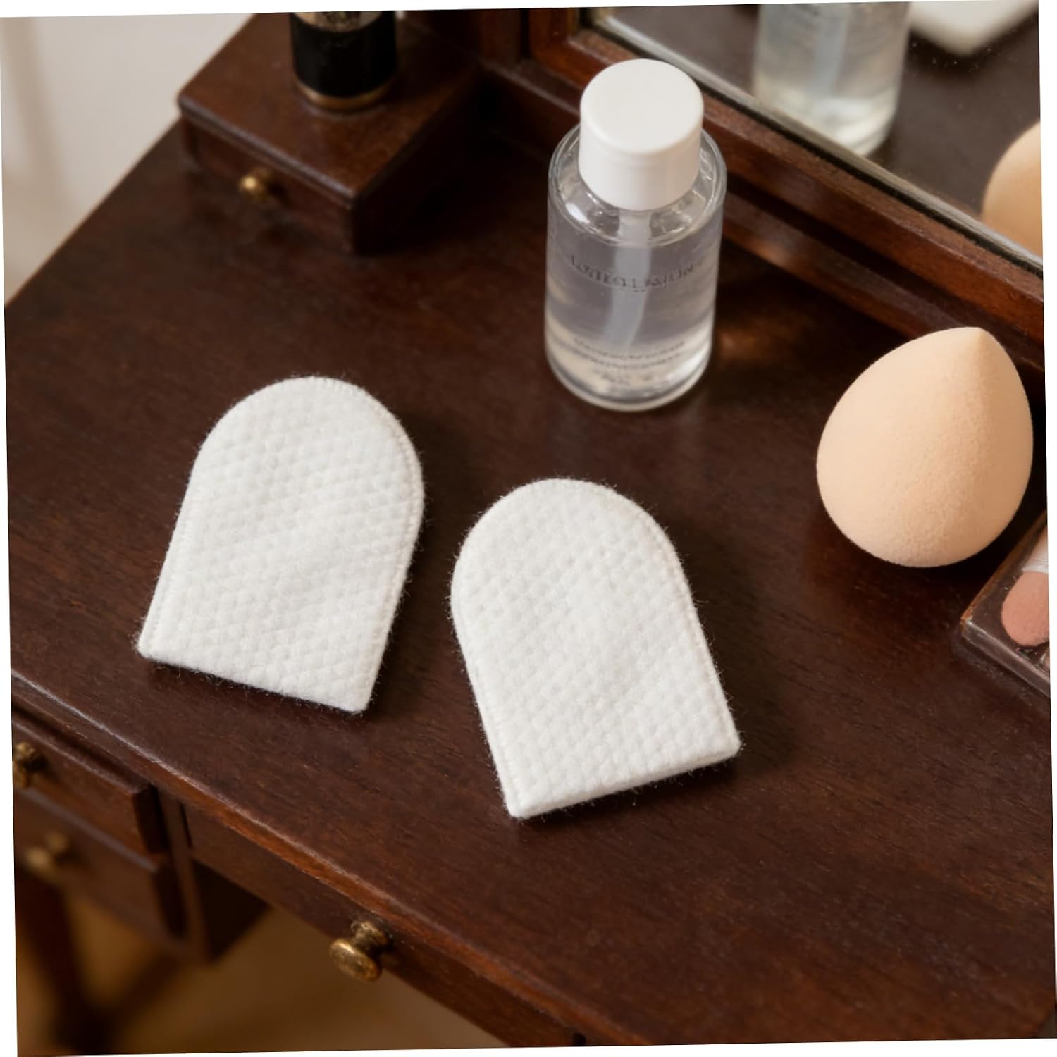 240Pcs U Pocket Cotton Pads Reusable Facial Makeup Removal Pads with Storage Box for Soft Cleansing and Cosmetic Use for Daily Face Care