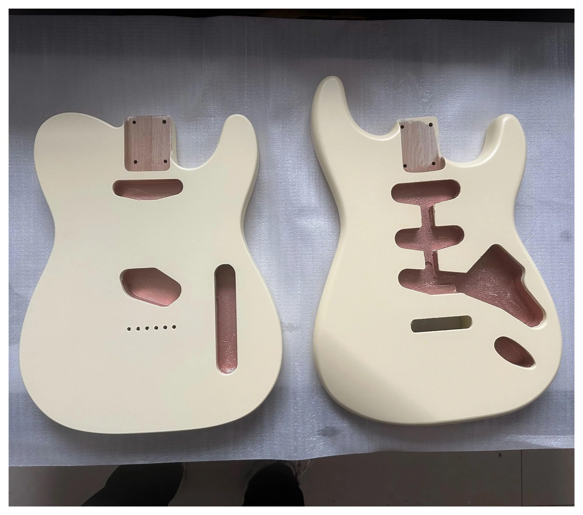Vernice nitrocellulosica opaca Giallo chiaro Latte Legno di ontano Corpo for chitarra elettrica ST Parte fai da te Canna TL(TL)