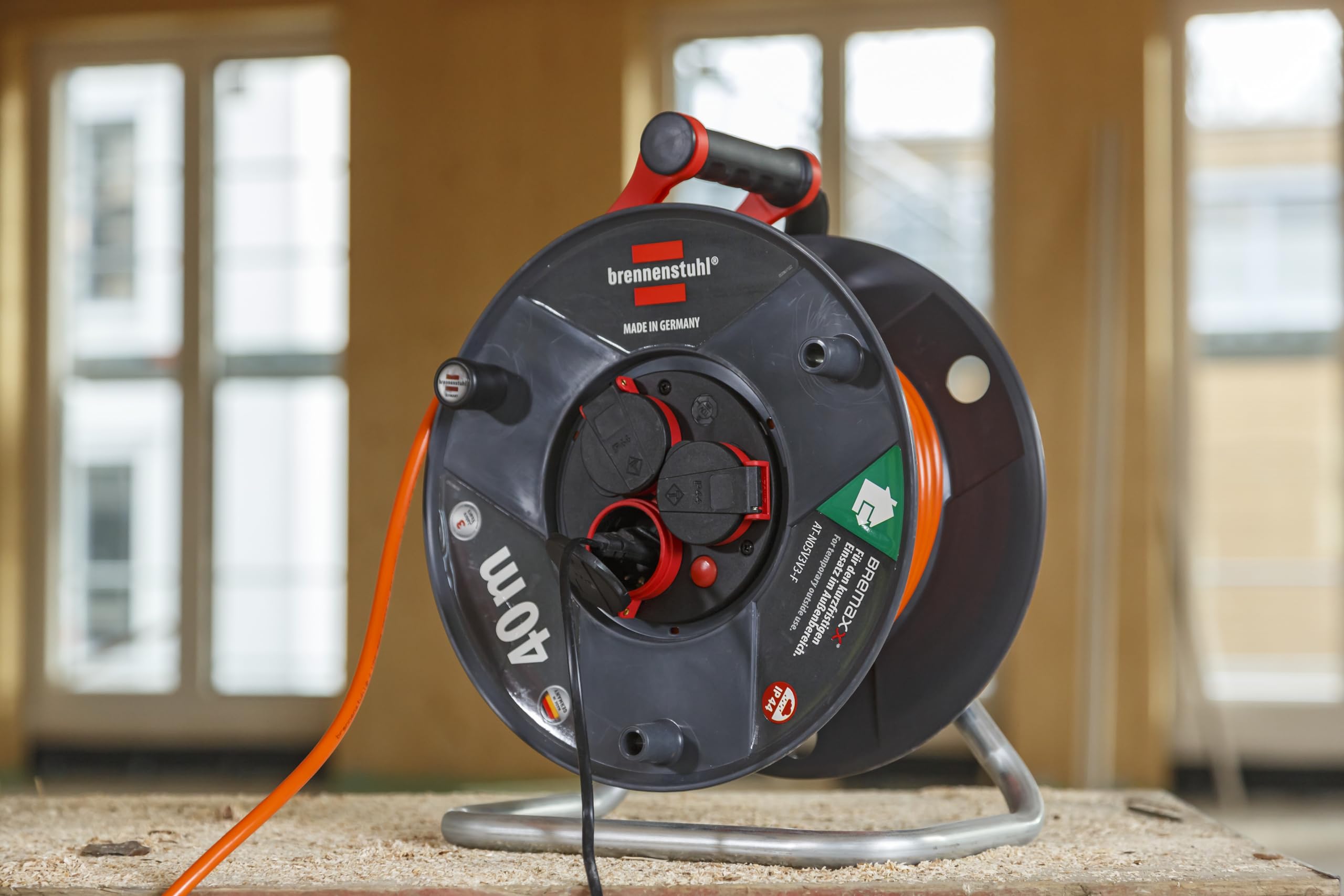 Brennenstuhl Kabeltrommel SPAR-SET 40m outdoor Garant V2 (Made in Germany, IP44) + BREMAXX Verlängerungskabel 10m (Made in Germany, IP44, einsetzbar bis -35 °C, öl- und UV-beständig)