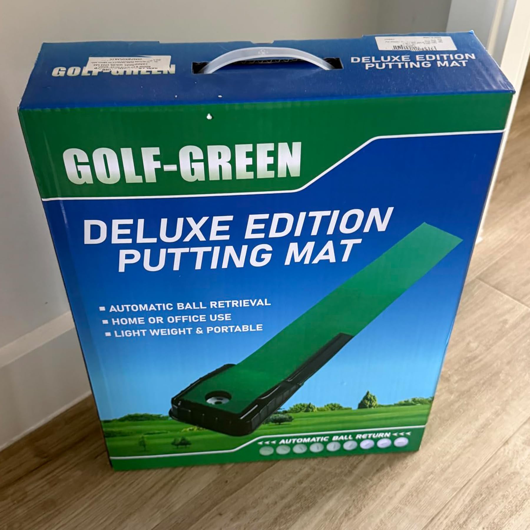 Automatische Ballrückführung Putting Übungsmatte - 87 Zoll lang mit Fairway-Return-Funktion Indoor/Outdoor Praxis grün, professionelle Golf-Trainingsmatte, tragbares Design, inklusive 2 Ball.