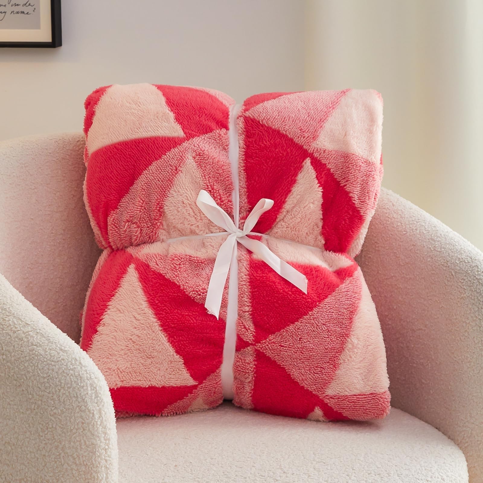 Couverture polaire Sherpa rose pour cocooning sur canapé et lit