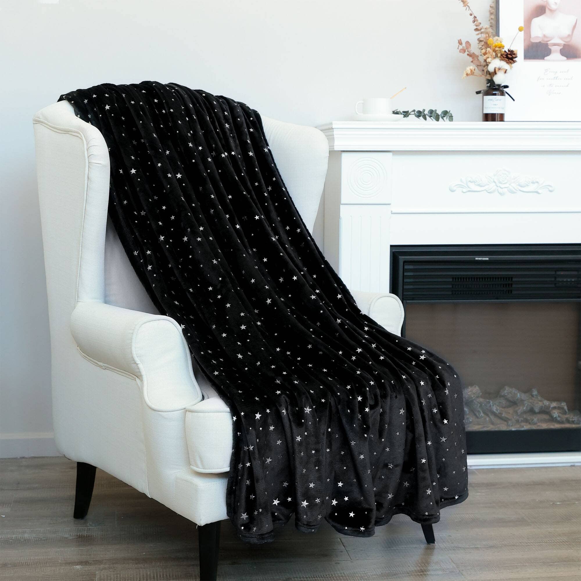 NANPIPER Fleece Blankets,Soft Fuzzy Star Foil Print Blanket,Luxury Cozy Microfiber Twin Size,65"x 80" Black