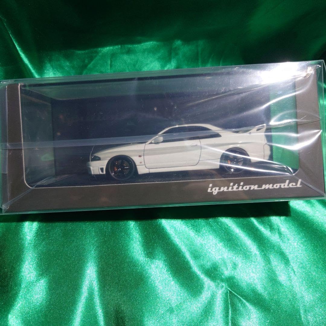 イグニッションモデル Skyline GT-R (BCNR33) V-spec Nissan Skyline