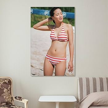 Amazon.co.jp: 広瀬すず (4) 写真 セクシー ポスター きれいな