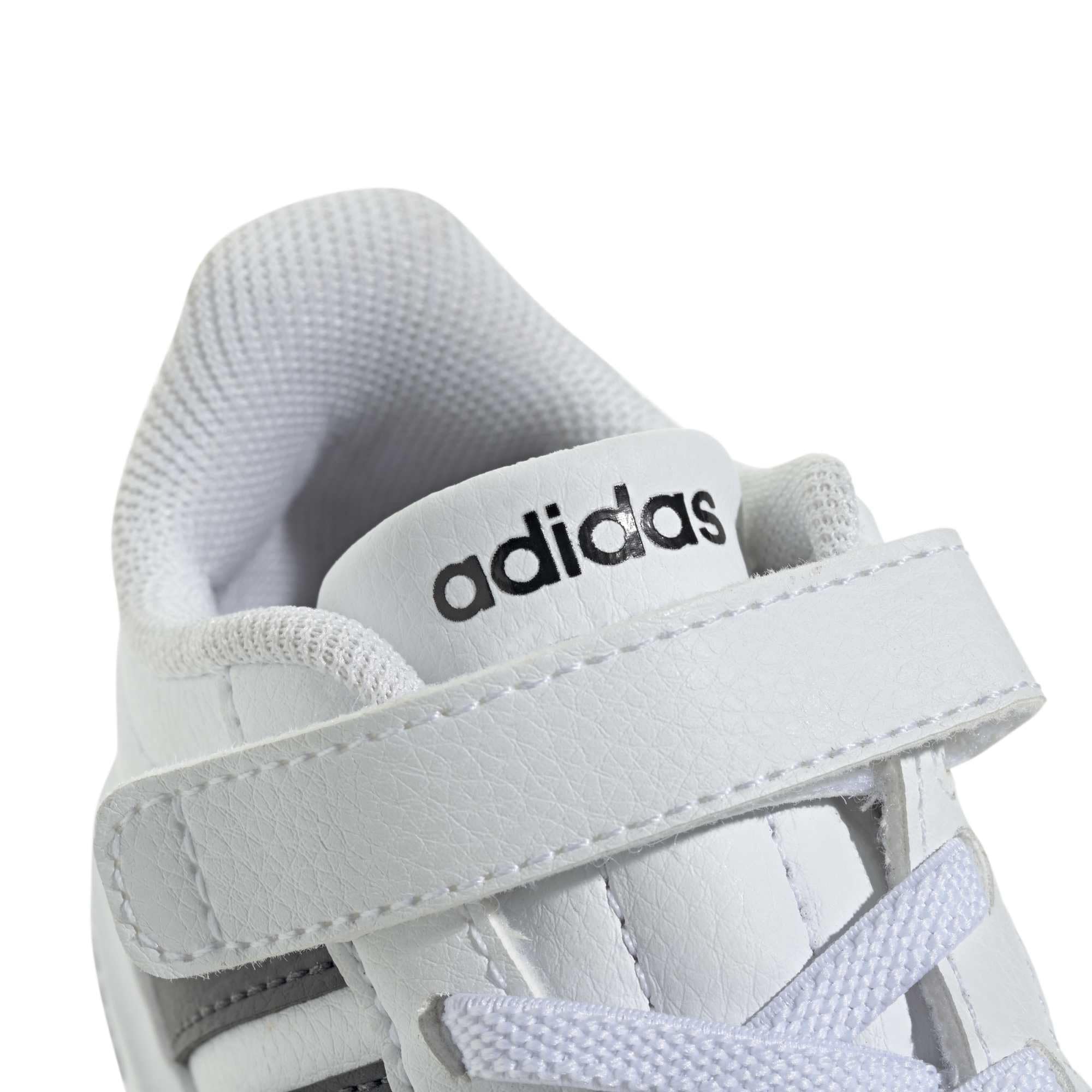 adidas Unisex Kids' Streettalk