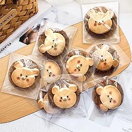 SUREHOME Cookie Bags with Seal, 200 Pcs 5x6 Inch Clear Self Sealing Cellophane Bags for Cookie Packaging Resealable Cello Treat Bag Plastic Individual Cookies Bag for Gift Giving Favors Candy Wrappers