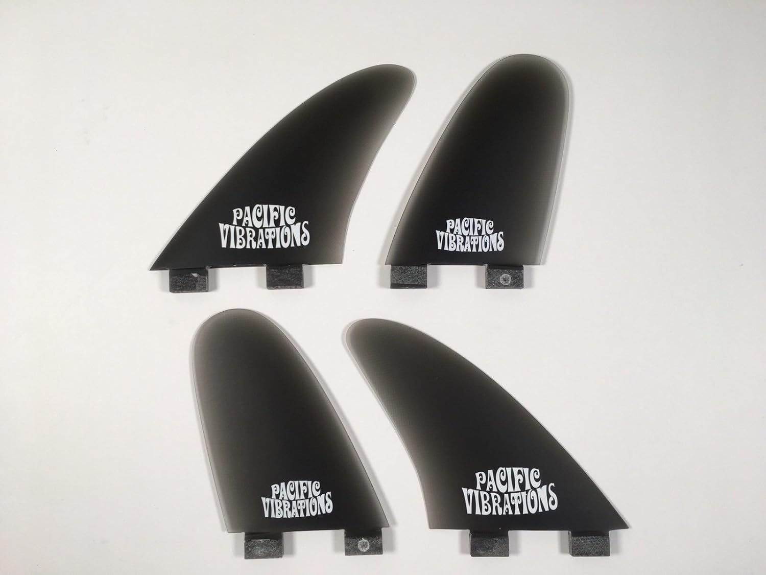 PACIFIC VIBRATIONS Tomo Quad (フィット) Futures サーフボードフィン