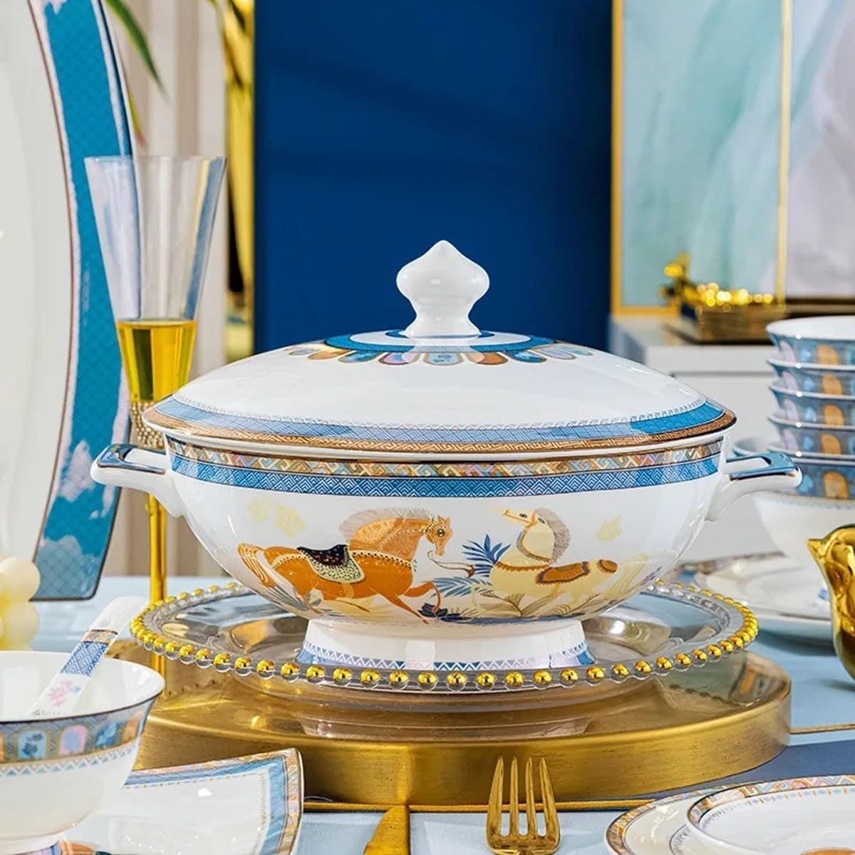 ナルミ 花柄と金縁の皿セット7枚 金彩 ボーンチャイナ シャリラムーン