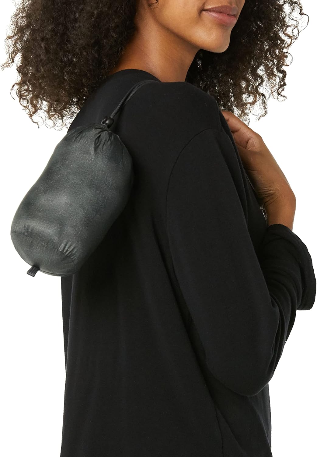 Amazon Essentials Women's Lightweight Water-Resistant Packable Puffer - Image 4