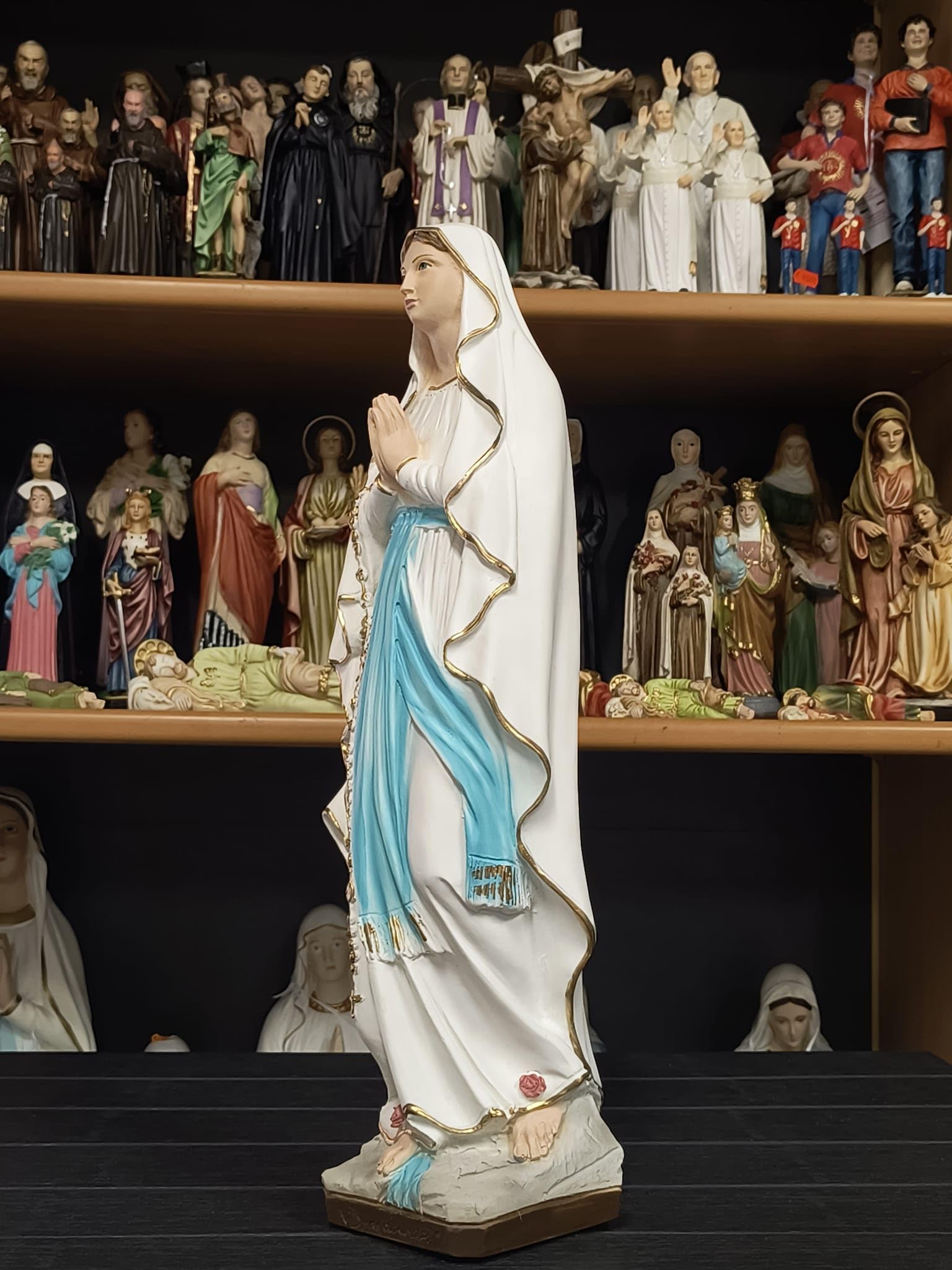 Generico Arte Sacra Caravaggio Statua della Madonna di Lourdes cm 50 (19,68 inches) in marmo resina decorata a mano di produzione artigianale italiana