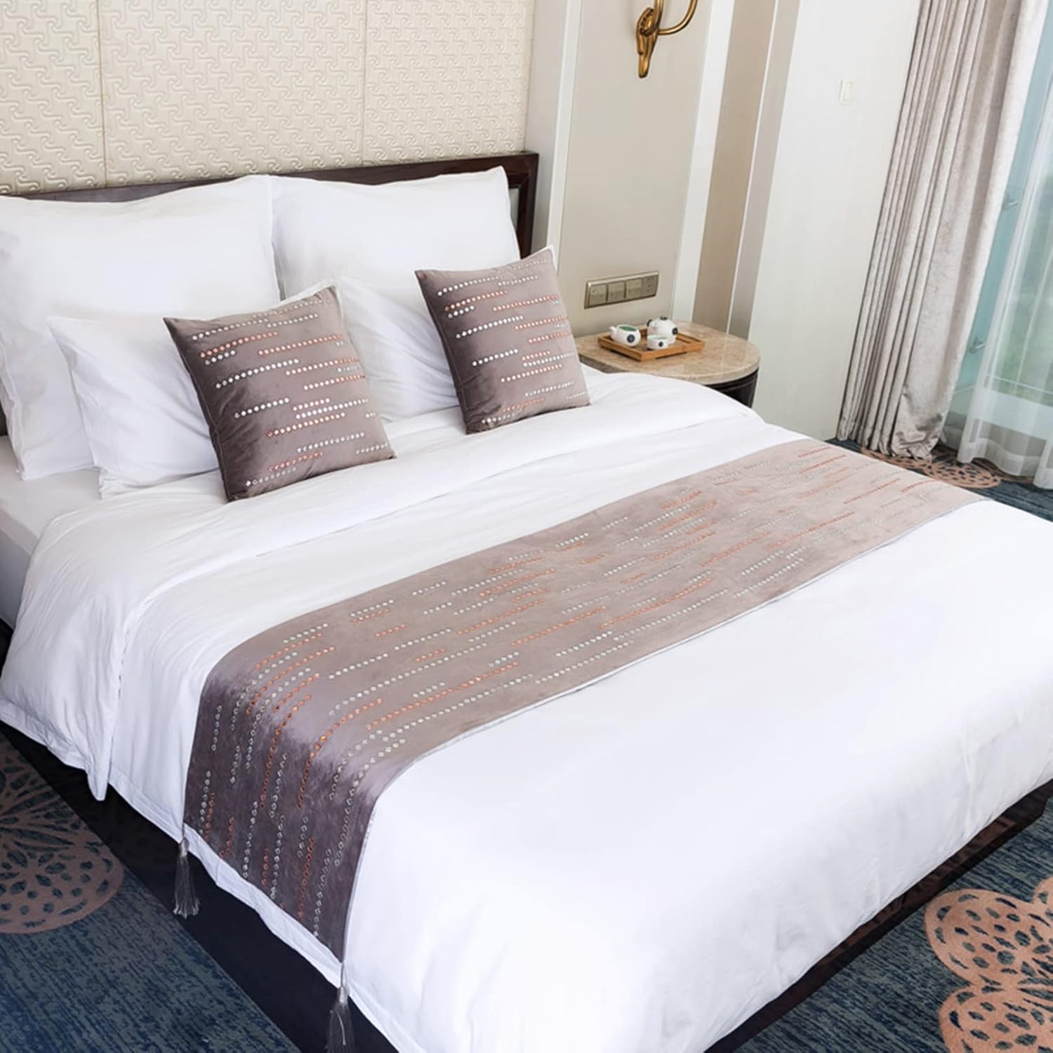 Grey Bed Scarf with Multicolor Diamond Pattern & Tassel Bed Runners Cover Velvet Bed End Mat Bedspread Protection Bedding Throw for Hotel Bedroom, 45 x 240cm