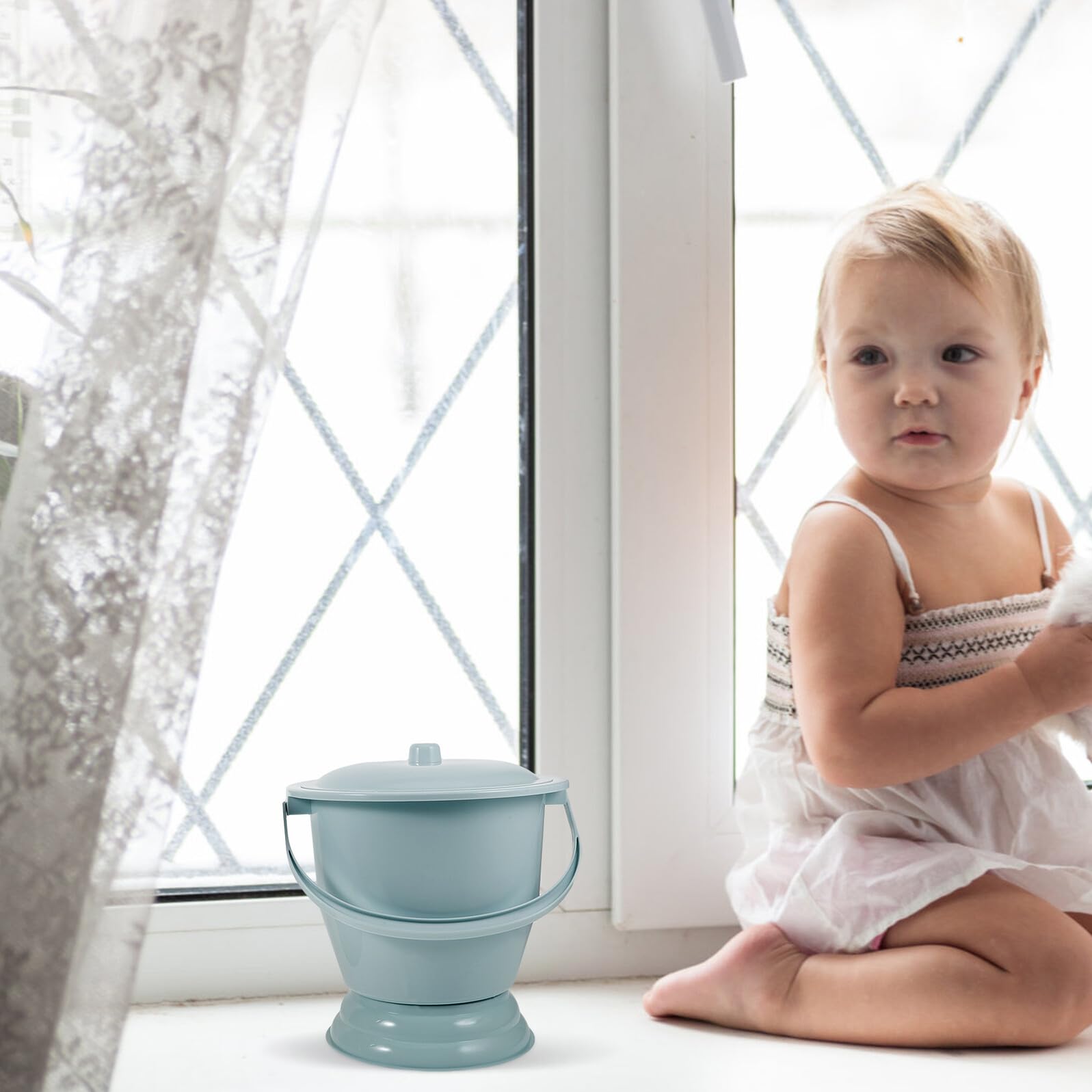 Unisex Nachttöpfe Wiederverwendbar und Leicht zu Bewegen Praktischer Urinsammelbehälter aus Kunststoff 2 Stück-pack mit Deckel für Haushaltsgebrauch