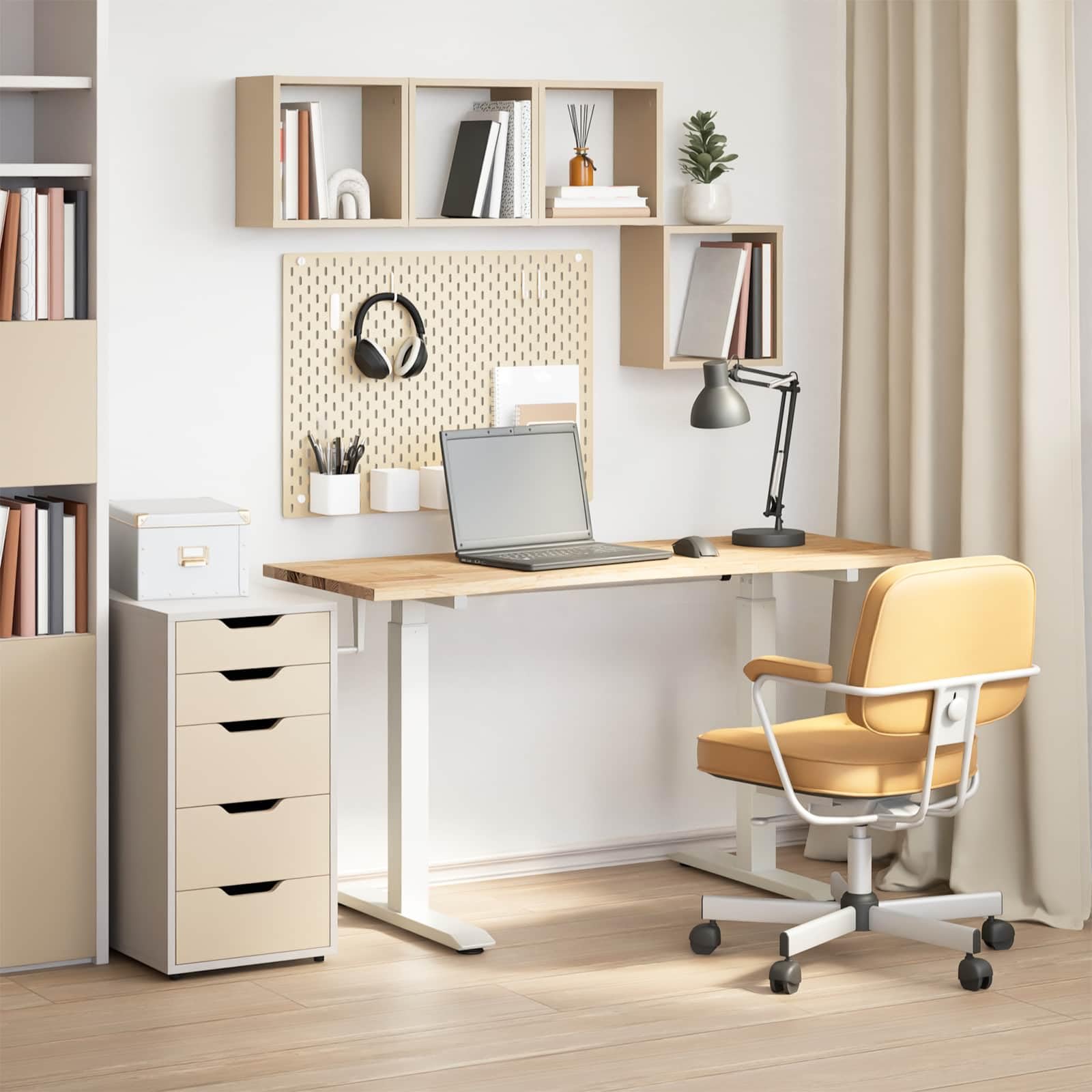Bureau blanc et naturel en chêne massif Solivagant pour un intérieur raffiné