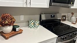 Review Image by Paola Ramirez Paola Ramirez