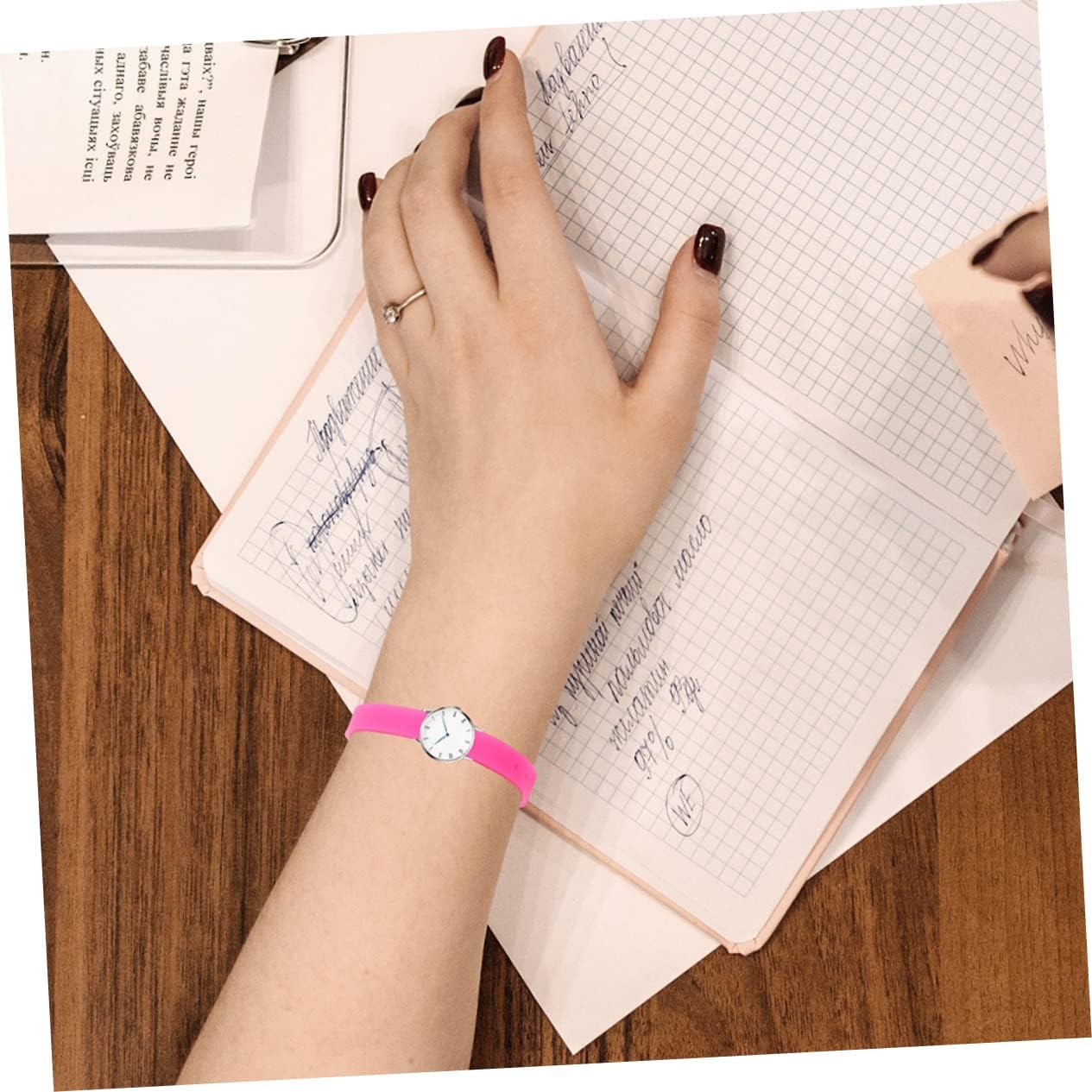 Silicone Wristwatch Straps Stretch Bands for Custom Watch Design Lightweight Comfortable Fit for