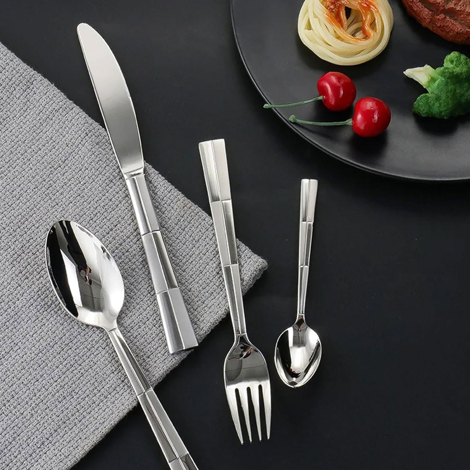 Ensemble d'argenterie 3/4 pièces, Ensemble de Couverts polis Miroir, Couteau, Fourchette, cuillère, Service de Table en Acier Inoxydable, fourchettes à dîner réutilisables