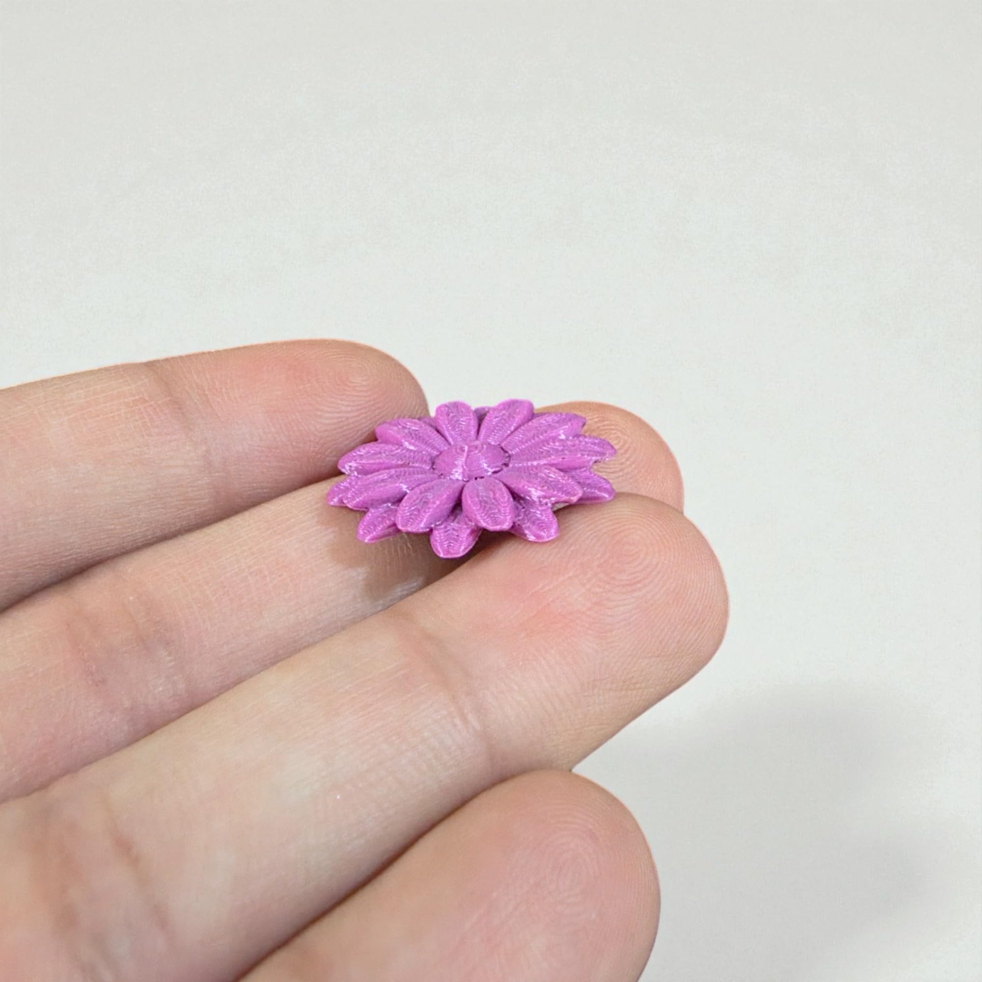 Sentosa Miniature Pink Daisy Flowers - Flat Back Resin Embellishments for Miniature Artists DIY Projects Resin Crafts Scrapbooking Card Making Decoden Supplies Pack of 10 (Gold) 2