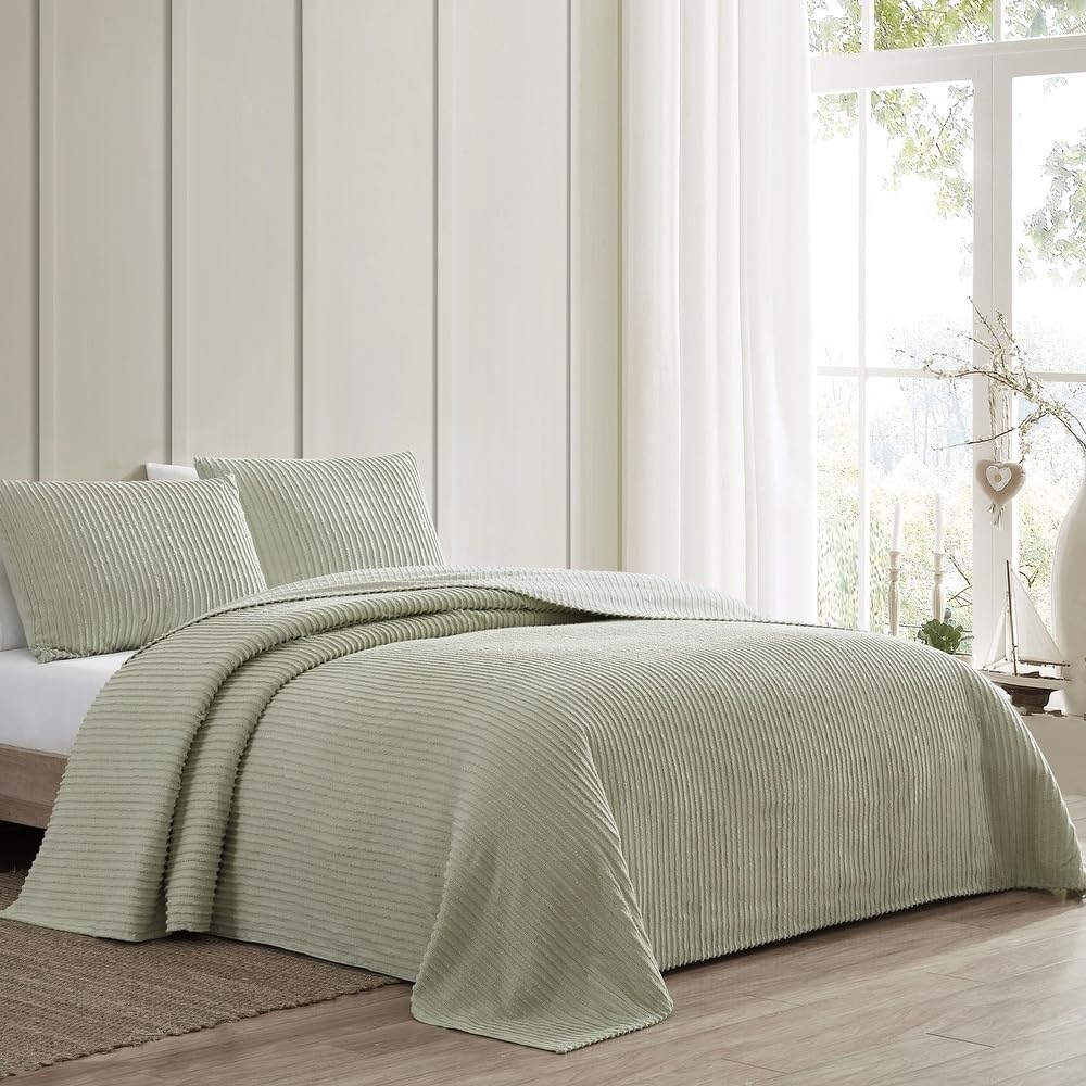 1 Piece Lightweight 100% Cotton Tufted Chenille Bedspread Queen Size Textured Channel Stripe Design | All Seasons Sage Green Color Shabby Chic Bedding Western Aesthetic Look Soft Plush Cozy