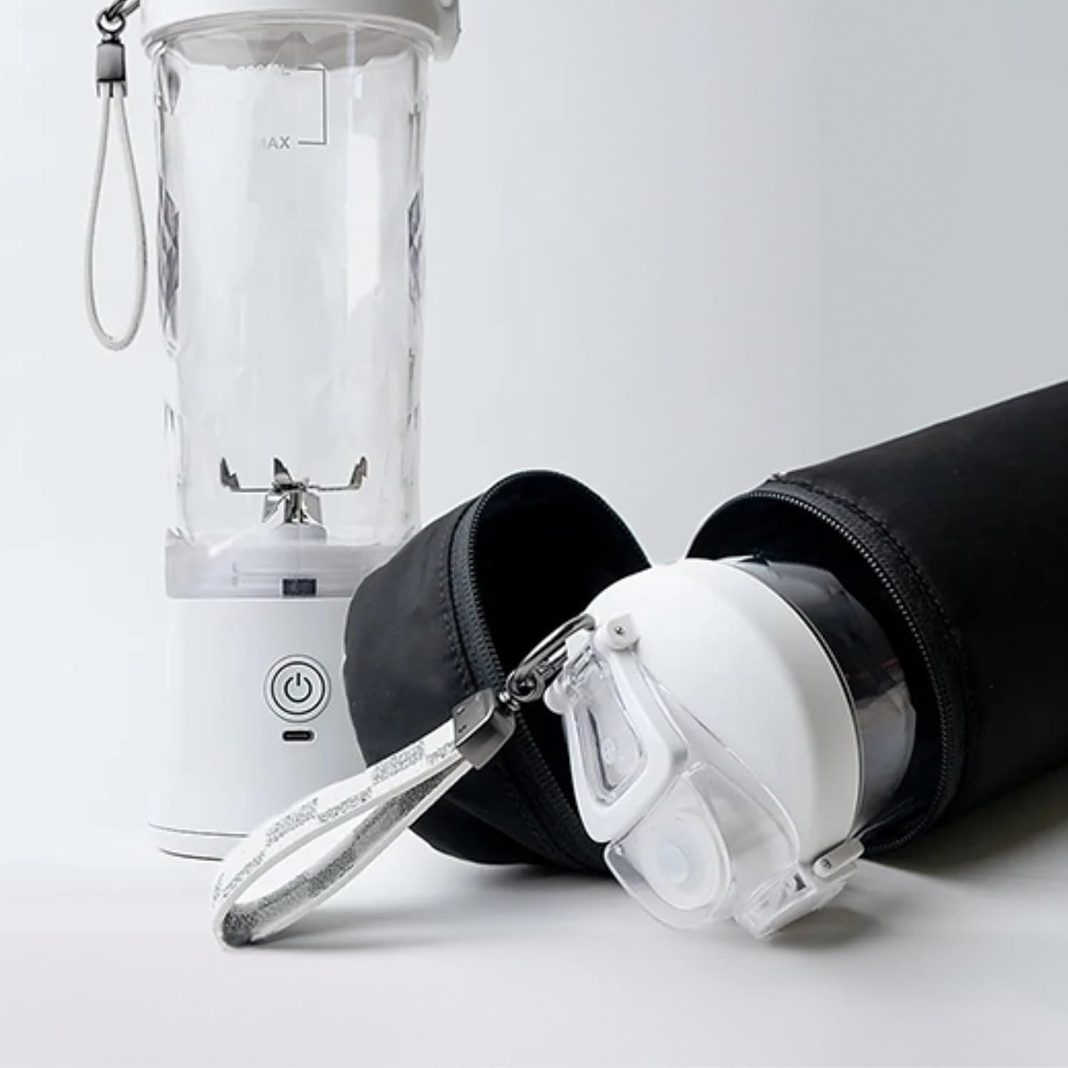 3.0 – Portable Mini Blender for Smoothies, Juices & Shakes, 24 oz, 700ml, Cordless, Self-Cleaning, Powerfull, USB-C Rechargeable, Wireless, BPA-Free - With Stainless Steel Blades (White)