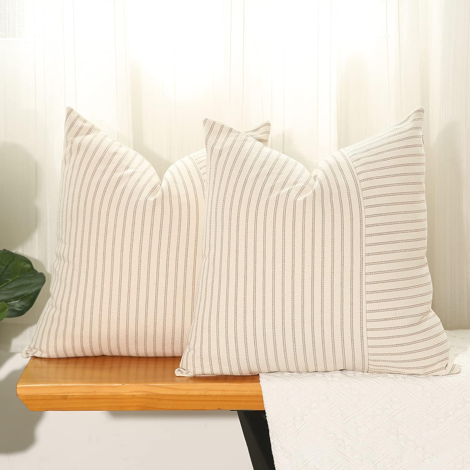 Hckot Khaki and Beige Patchwork Farmhouse Throw Pillow