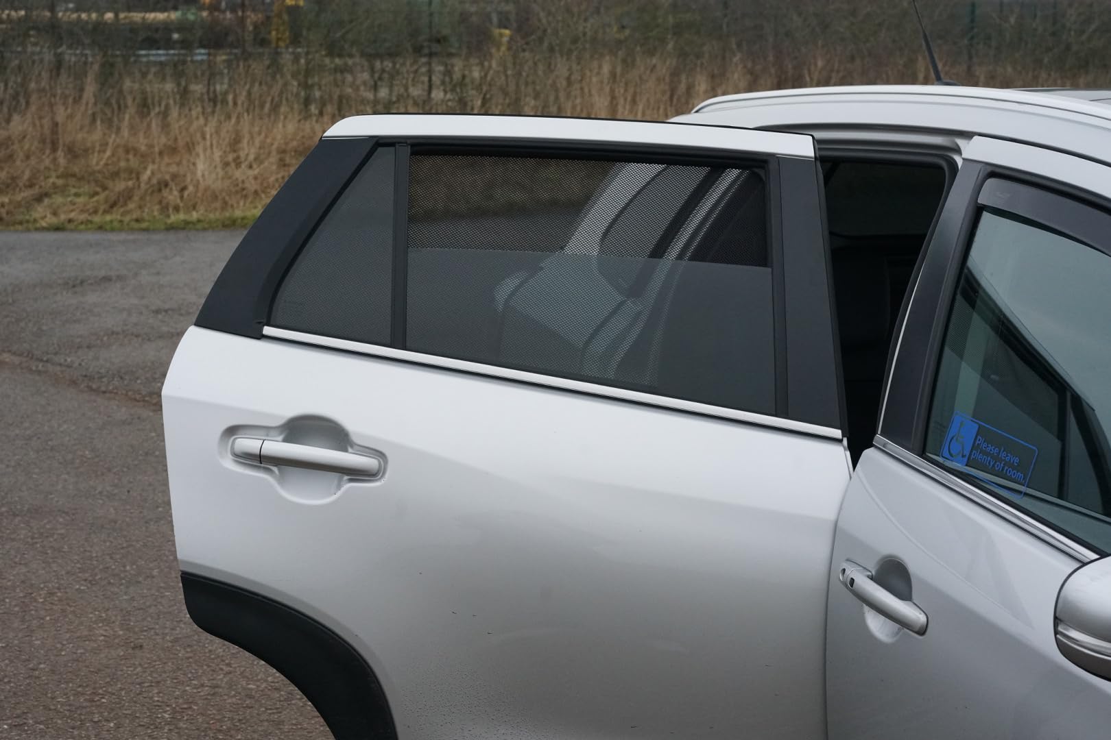 Set de Car Shades Compatible avec Suzuki S-Cross 5 Portes 2022- (6-pièces) Pare-Soleil sur Mesure pour Voiture