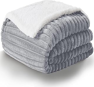 WAVVE Decke Sherpa Kuscheldecke Flauschig Hellgrau - Extra Warme Dicke Weiche Grobe Kordecke Sofaüberwurf, Sofadecke Doppelgesicht, 150x200 cm XL Wolldecke Couchdecke Wohndecke