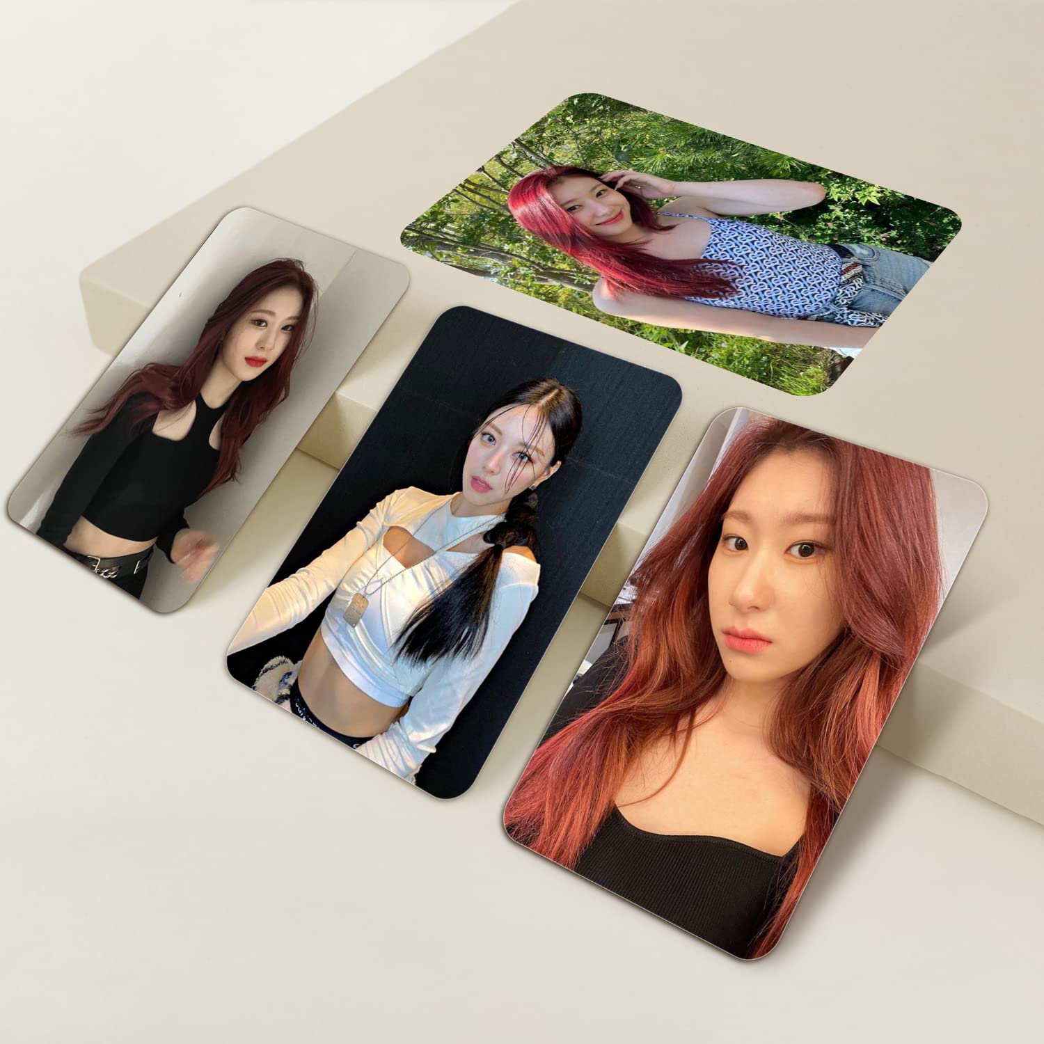 Itzy Selca (Selfie) Photocards (Set of 15) + 1 Freebies