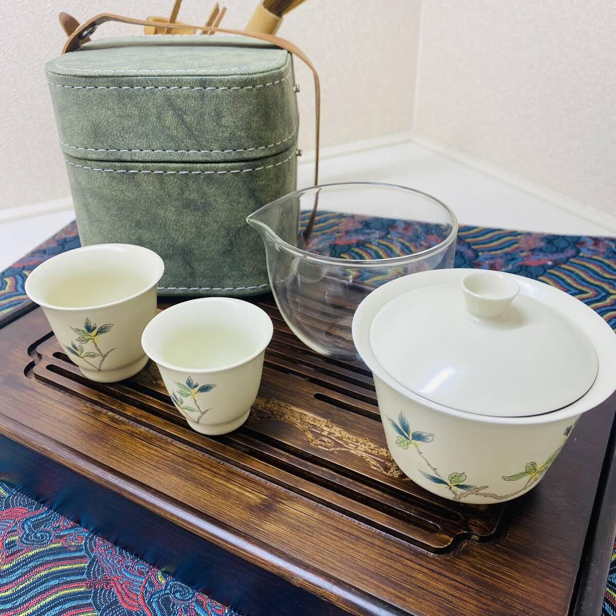 Amazon.co.jp: 茶道具 セット 湯呑2客 陶磁器 木製断熱 収納ケース付き 