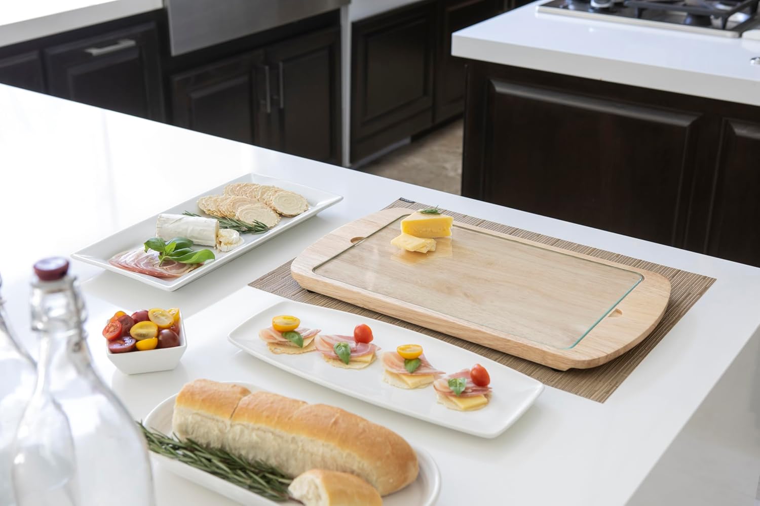 PICNIC TIME Star Wars Billboard Glass Top Cheese Board, Charcuterie Serving Tray, Removable Tempered Glass, Parawood Design, (Parawood)
