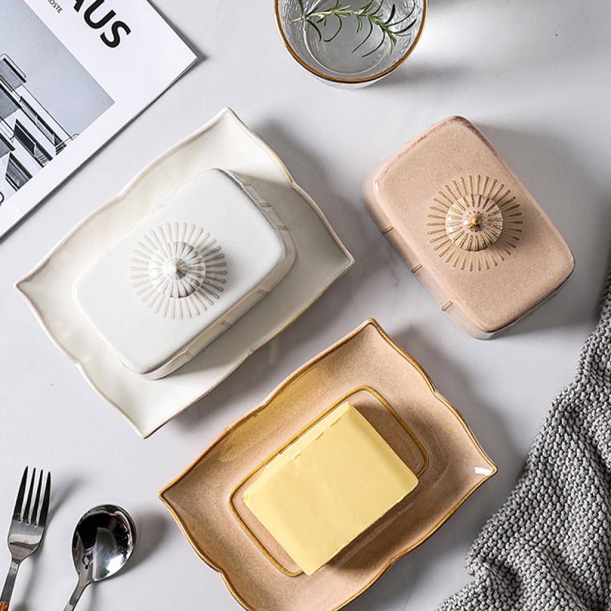 VALICLUD Beurrier Plat à Beurre Rectangulaire Khaki en Céramique avec Couvercle Conserve la Fraîcheur et Réduit Odeurs pour Maison et Restaurants au Réfrigérateur