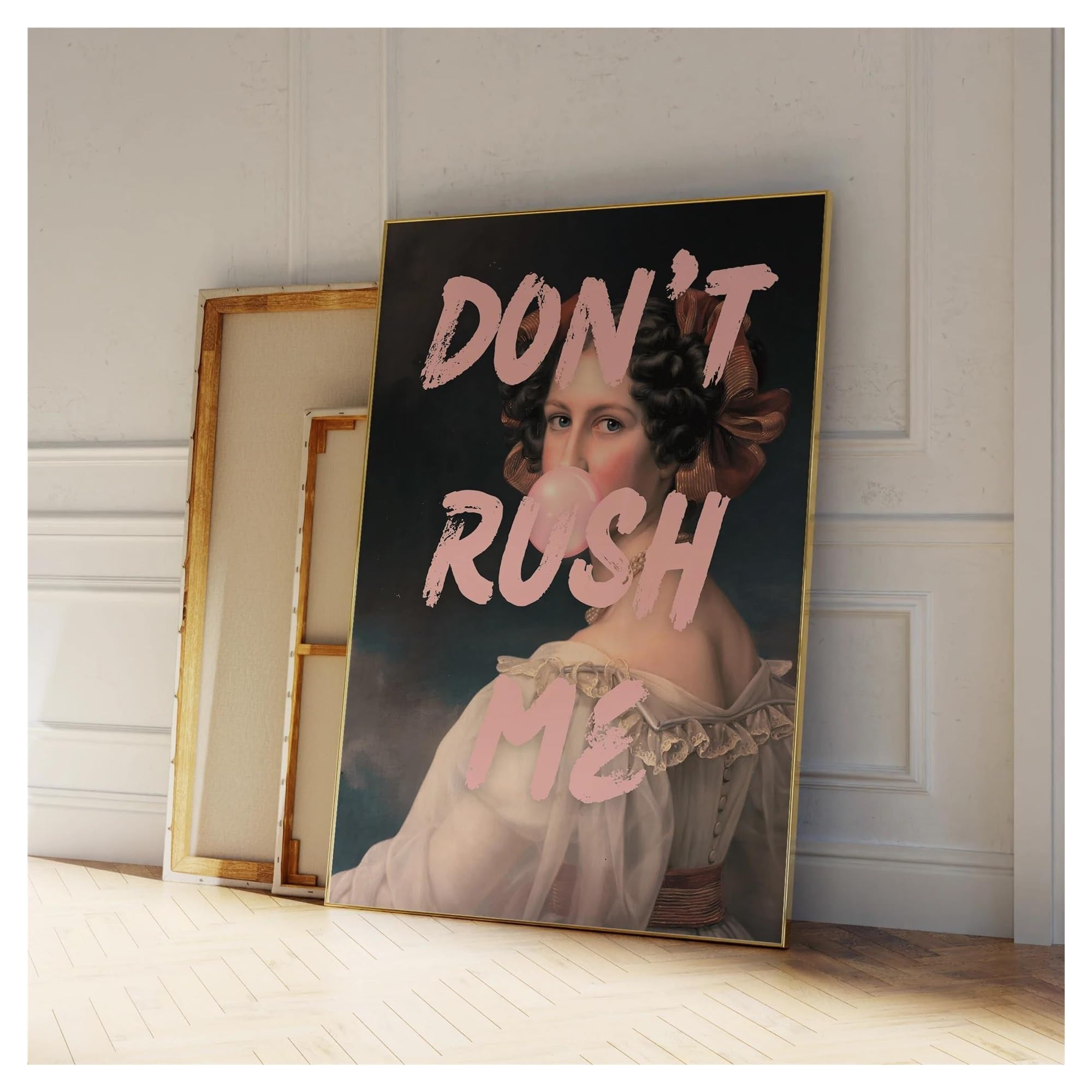 Peinture moderne XENITE pour sublimer un mur blanc triste avec une toile Retrato Vintage