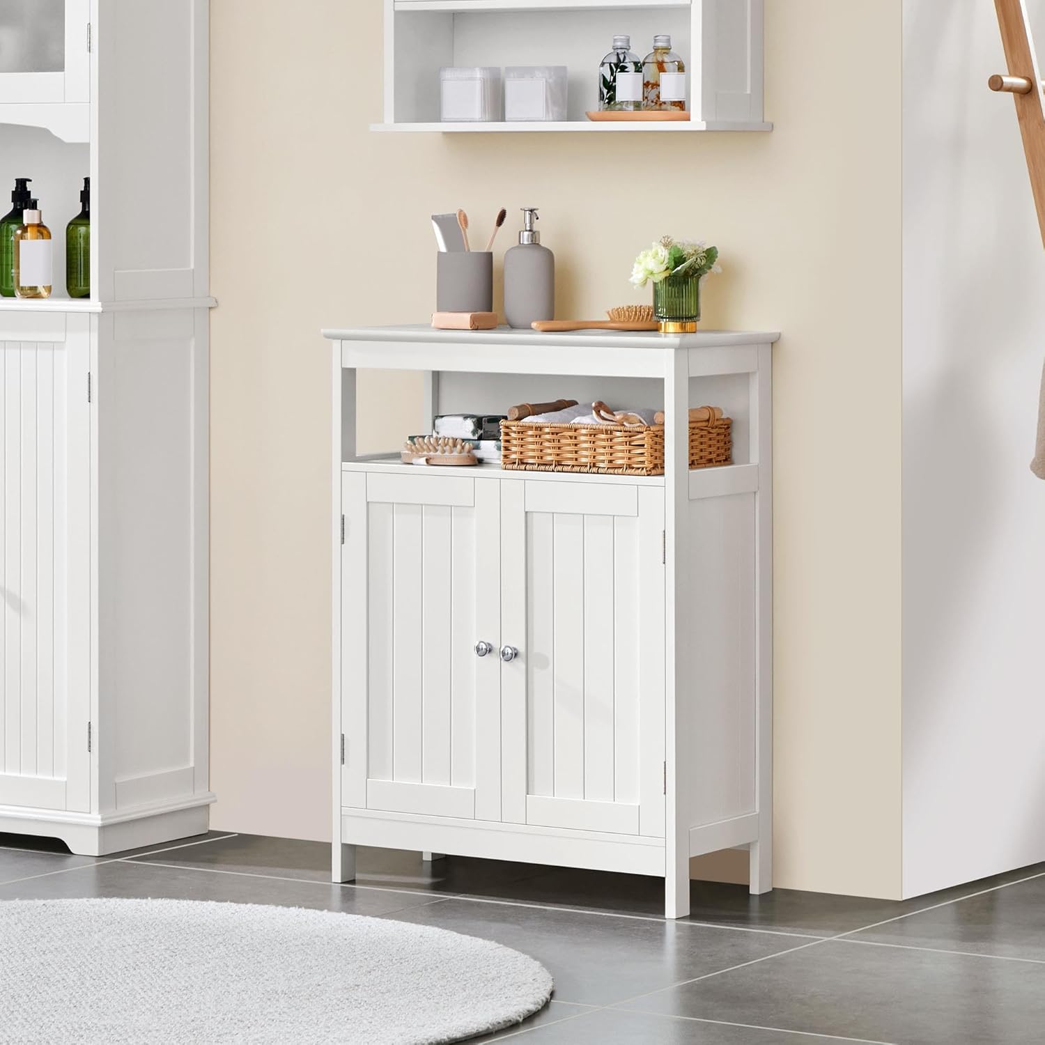 Yaheetech Bathroom Floor Storage Cabinet, Wooden Free Standing Storage Organizer with 2 Doors & Adjustable Shelves, for Living Room Hallway, White