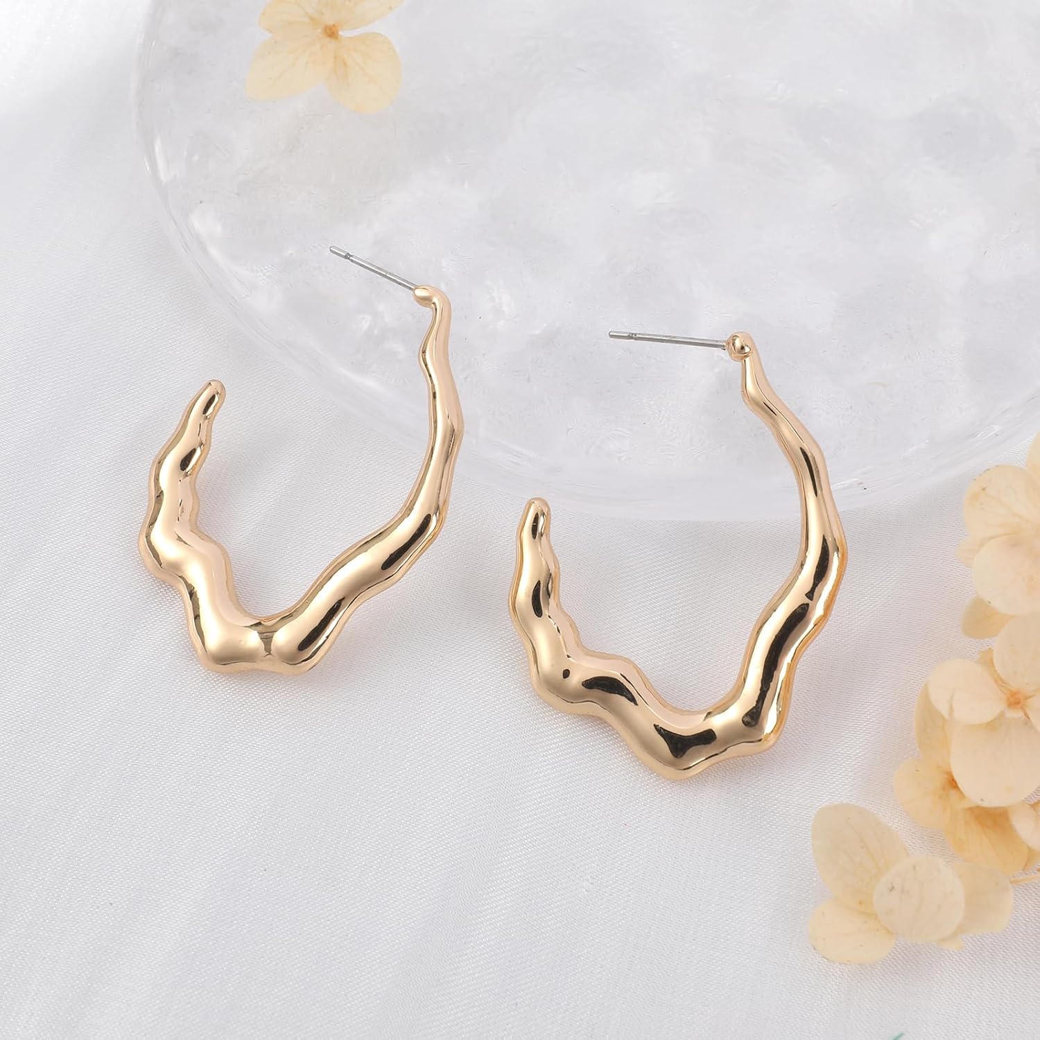 Gold Wave Hoop Earrings for Women Dangle Gold Plated Minimalist Chunky Hoop Earrings Elegant Simple Open Hoop Post Statement Earrings Trendy Summer Beach Vacation Party Jewelry Gift for Her - Image 3