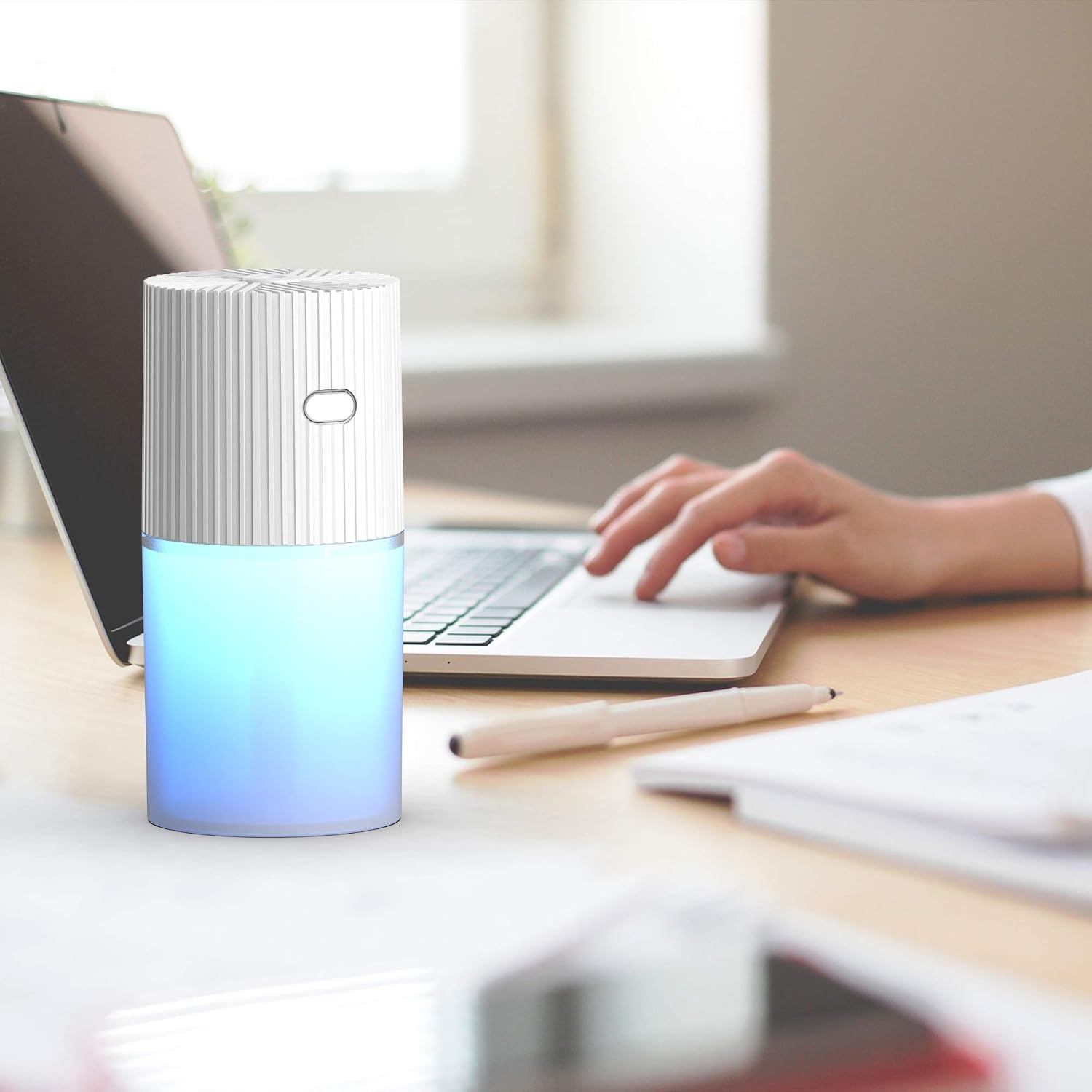 Car Diffuser Humidifiers, YJY Portable Cool Mist Humidifier for Bedroom Travel Baby, USB 300mL Auto Shut-off 7 Colors LED Light for Vehicle Home Office Desk(White)
