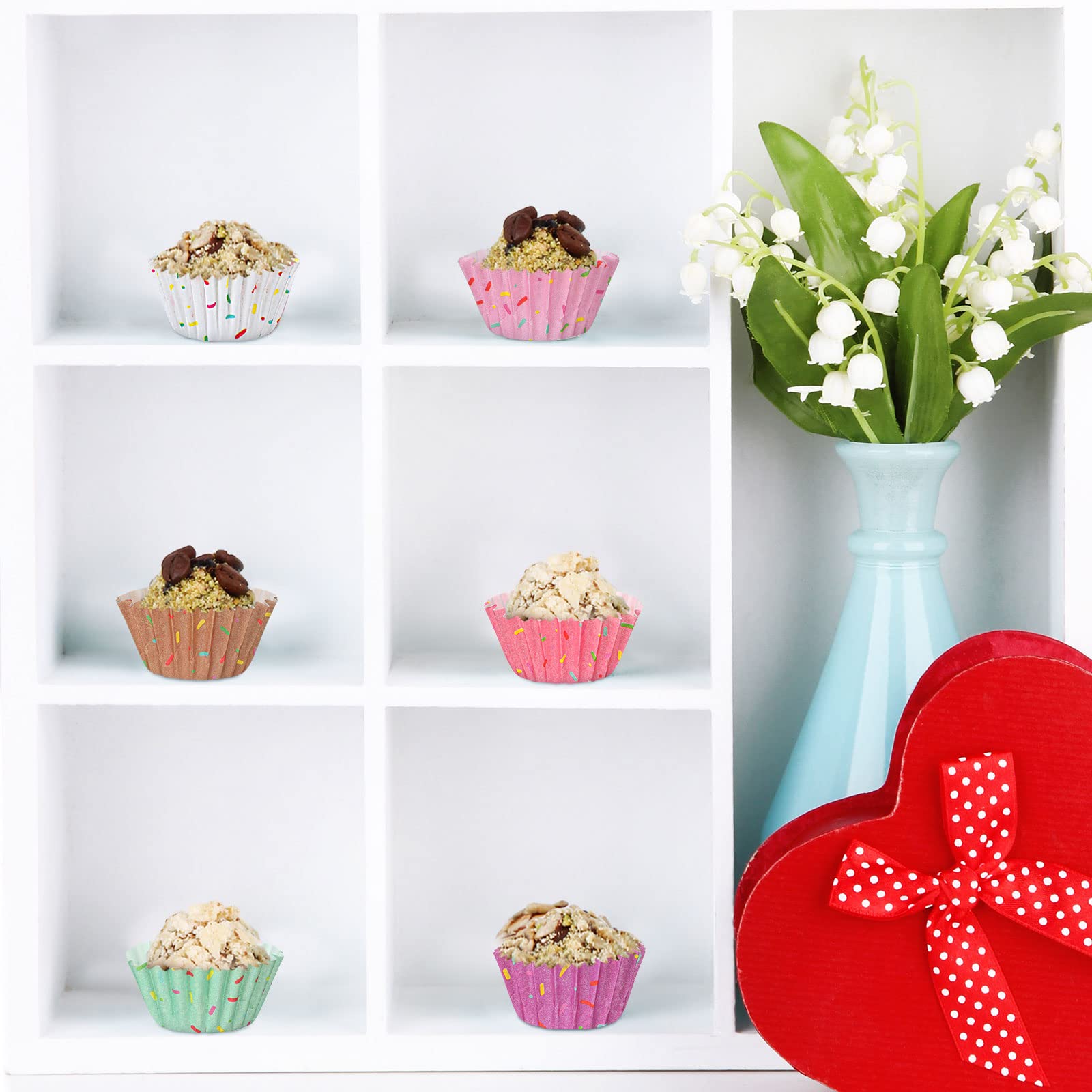 Funtery 600 Stück Zuckerguss-Design, Mini-Cupcake-Einlage, Backförmchen, Papier, kleine Süßigkeitenbecher, Backzubehör, Cupcake-Einlage, Urlaub, Muffins, Schokolade, Süßigkeiten, Papier (bunt)