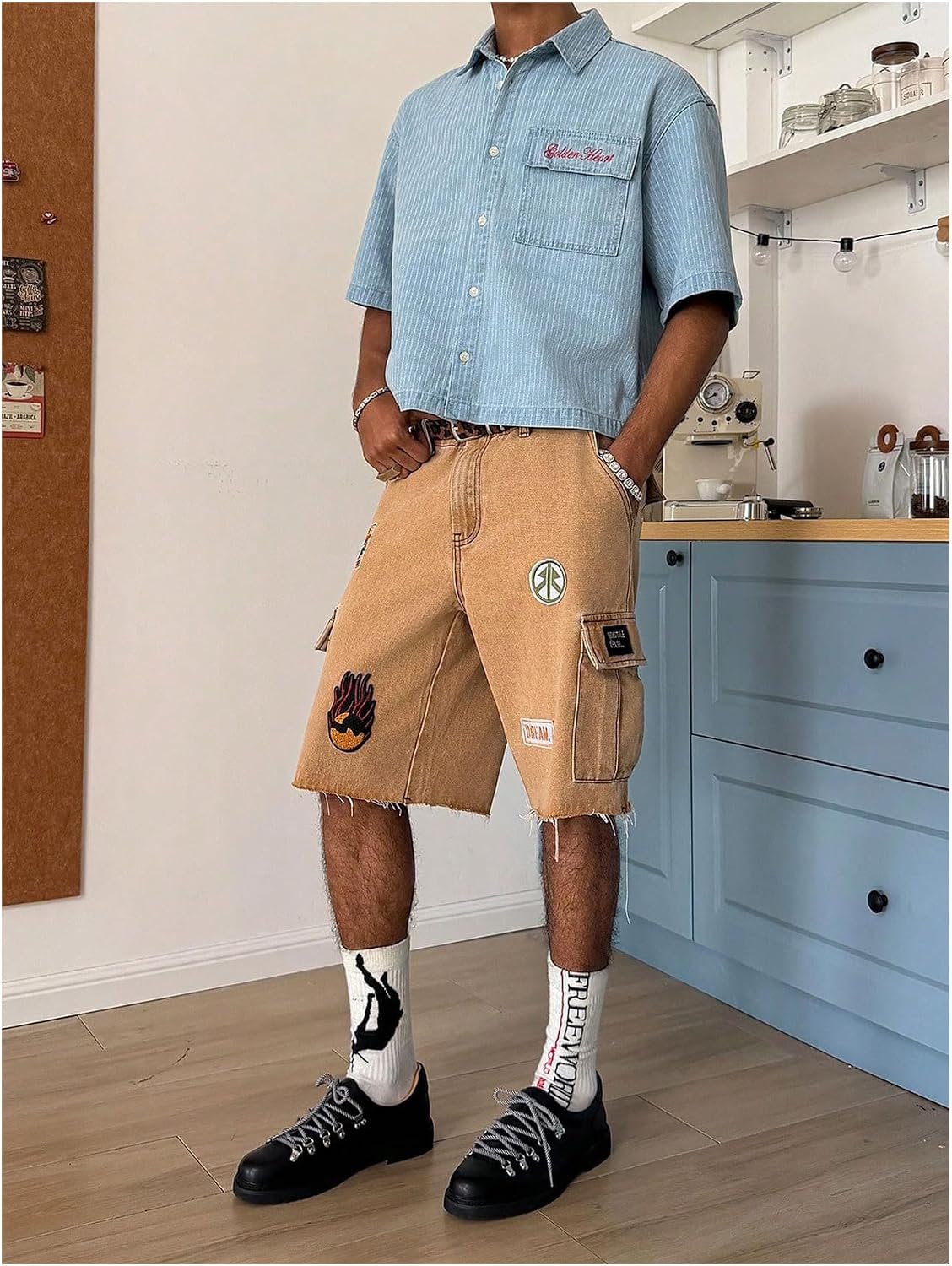 VIPWOLF Men's Cropped Shirts Striped Button Down Up Short Sleeve Baggy Summer Vacation Shirts Boxy Tees Streetwear