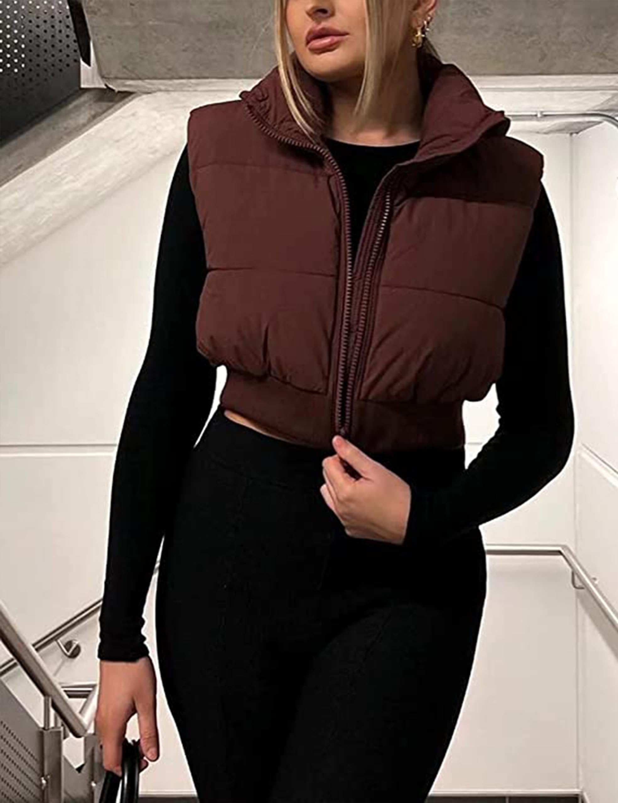 Kissonic Women's Padded Down Vest Puffer Stand Collar Zip Up Crop Sleeveless Jacket