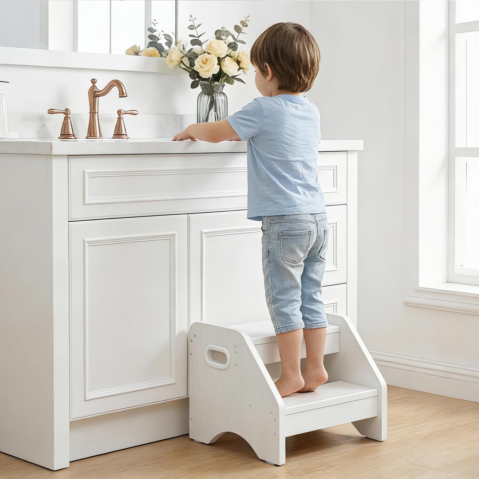 HOOBRO Scaletta a 2 Gradini Bambini, Sgabello Bambini con Maniglie e Tappetini Antiscivolo, Scaletta Bambini in Legno per 3-8 Anni, Portata 30 kg, per Cameretta, Soggiorno, Cucina, Bianco EWT28JD01 - 5