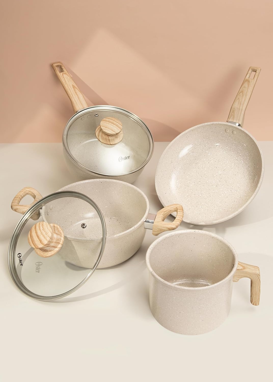 OSTER JOGO DE PANELAS E LEITEIRA MARBLE EDITION CREAM – 4 PEÇAS COM REVESTIMENTO CERÂMICO ANTIADERENTE, ALÇAS EM SILICONE ANTITÉRMICO E BASE COMPATÍVEL COM INDUÇÃO