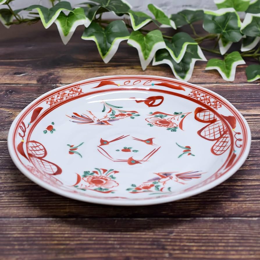 九谷焼 赤絵皿 (有田焼 伊万里焼 お皿 キッチン) 食器 九谷焼 赤絵皿 (有田焼 伊万里焼 お皿 キッチン) 食器