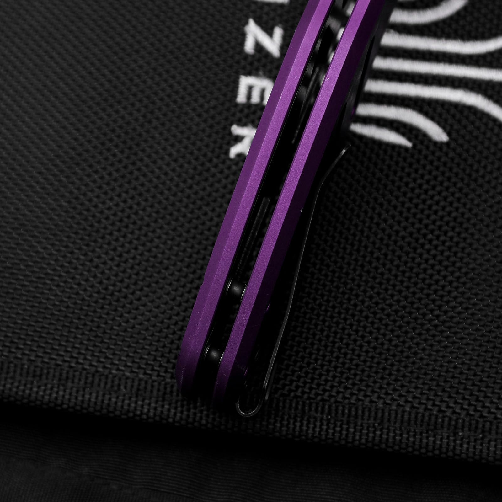 いちごF4 Kizer Mini Bulldog Knife Blue/Purple Ti Black Matte DLC