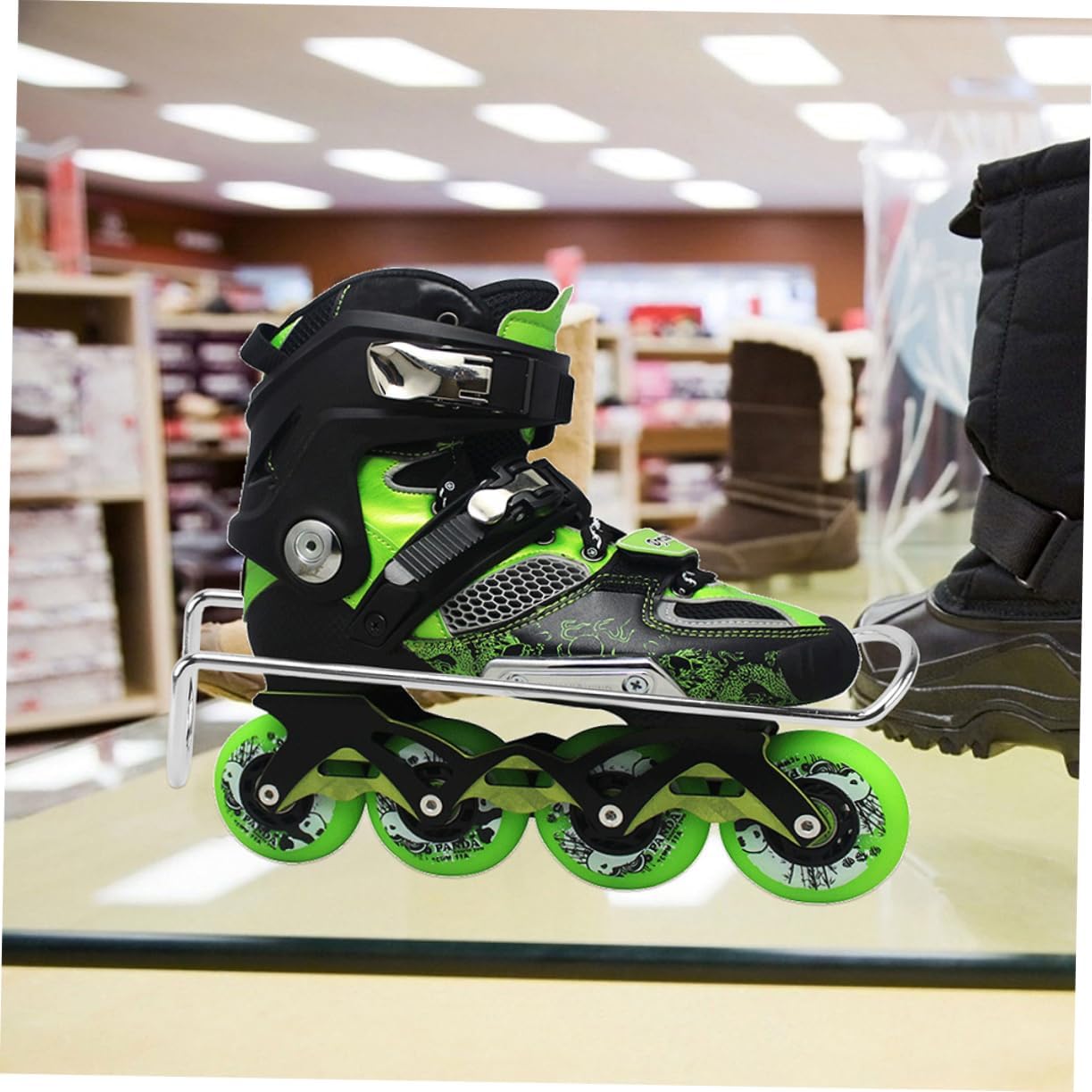 2Pcs Roller Skate Holder Wall Mount Display Stand for Ice Skates Durable Bracket for Home School Rink Use Elegant Design for Stylish Decor