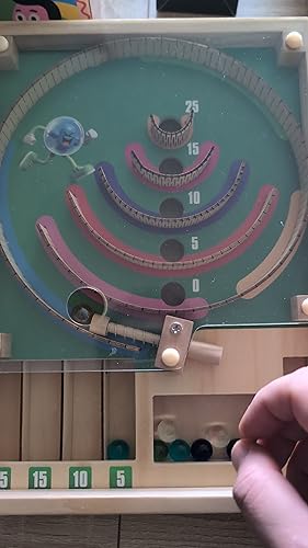 Giochi di società per bambini uniscono divertimento e fantasia. Vedi i