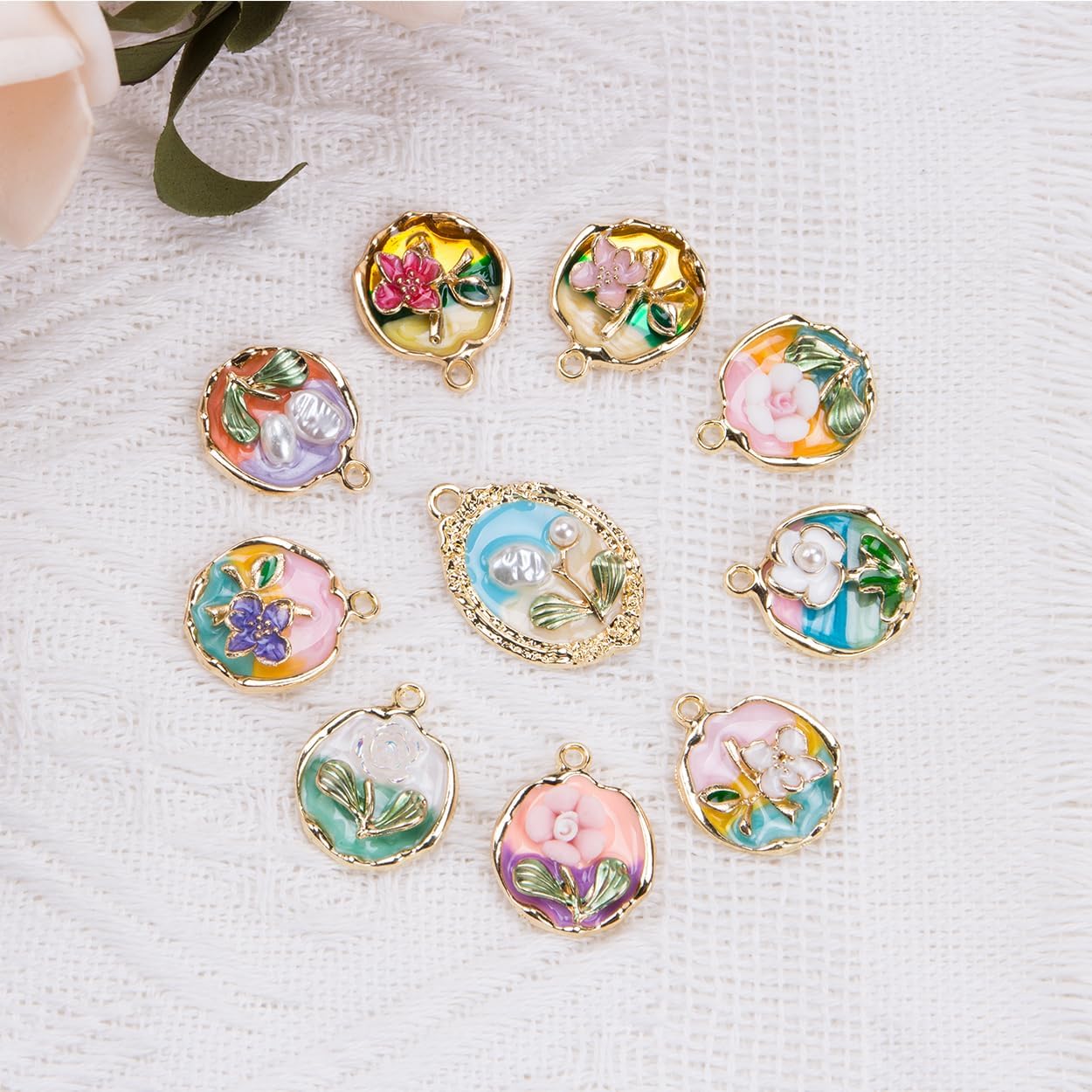 SaiDian 20Pcs Elegant 3D Flower Pendants Vintage Enamel Floral Charms for Jewelry Making Zinc Alloy Painting Charms for Bracelets Necklaces Earrings DIY Crafters and Jewelry Designers - Image 6
