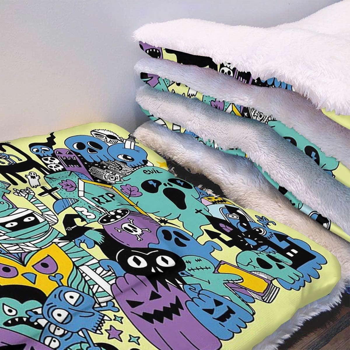 review Violet Blue Thermal Pet Mat Bed Liner Indie Group Funky Cozy Self Heating Warming Kitty Kitten Puppy Small Dog Bed Modern 18