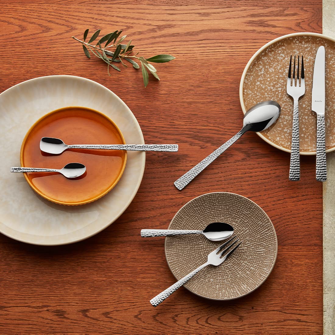 Amefa 42-częściowy zestaw sztućców Felicity, polerowany na wysoki połysk, nadaje się do mycia w zmywarce, stal nierdzewna 18/0, ostrze ze stali 13/0, młotkowany uchwyt, zestaw sztućców dla 6 osób