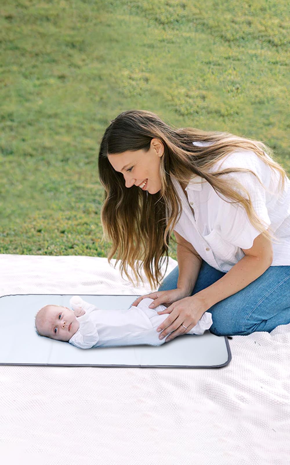 Lekebaby Pliable Matelas a Langer de Voyage, Tapis à Langer pour Bébé,Impermeable Portable Tapis a Langer Bebe pour Maison Extérieur Voyage(70x40cm)