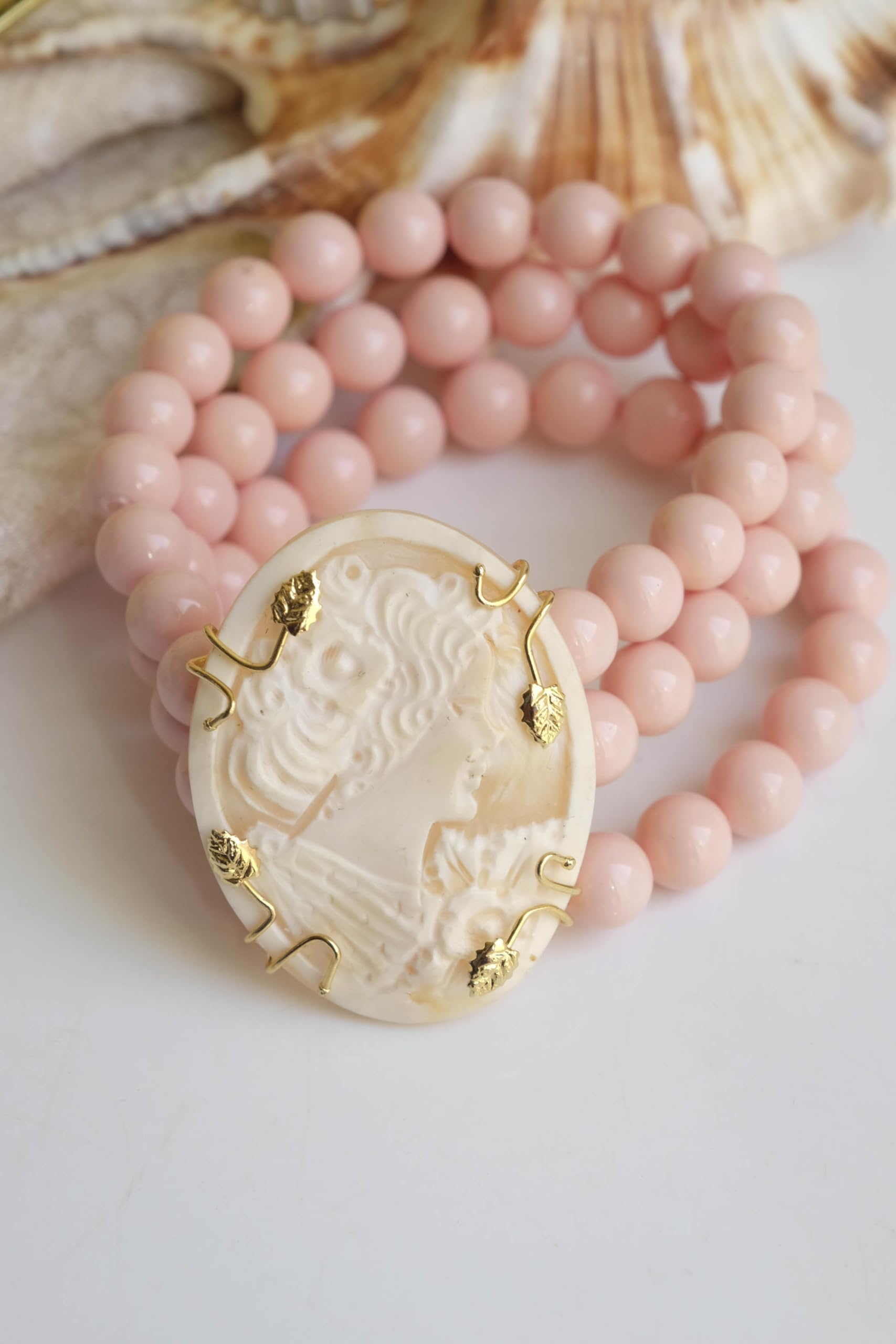 Bracciale tre file con pasta di corallo rosa e cammeo, argento 925, bracciale elastico, bracciale Italiano
