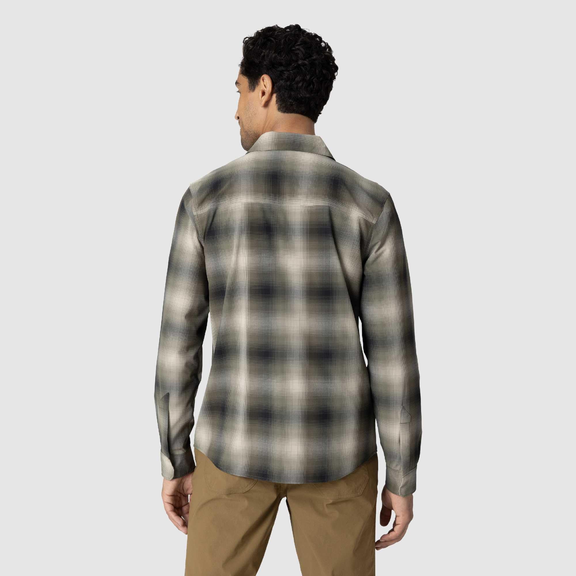 Outdoor Research Astroman - Camisa de sol de manga larga para hombre, ligera, UPF 30+, cierre de presión, transpirable y elástico